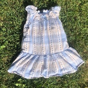 Beautiful Gap patterned dress with capped sleeves!